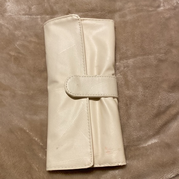 Makeup Brushes - Picture 5 of 5